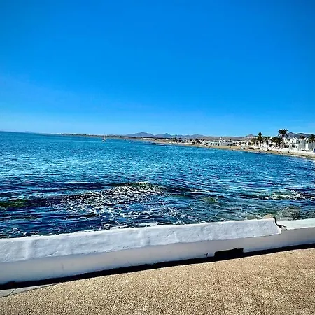 Apartment Luxury Sea Front Iv Playa Honda (Lanzarote)
