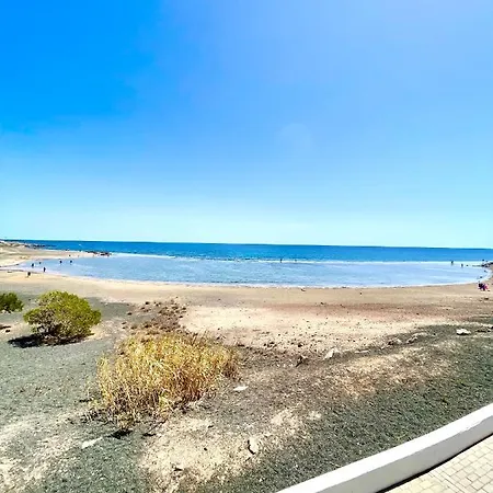 Luxury Sea Front Iv *