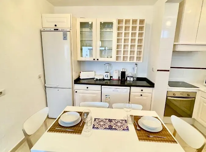 Luxury Sea Front Iv Apartment Playa Honda (Lanzarote)